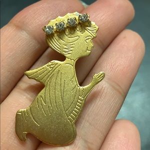 Angel Gold Brooche